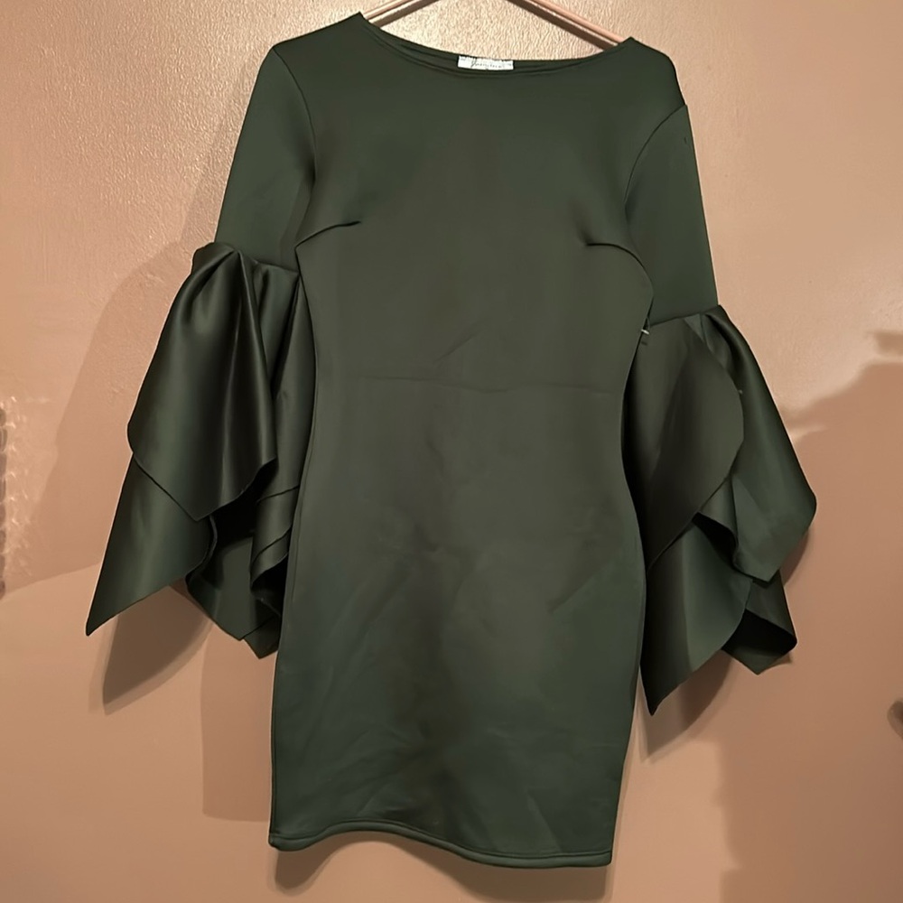 JASMINE GREEN DRESS - Picture 1 of 11